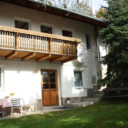 Ferienhaus "Am Schleifenbach" Saalfeld Saale Экстерьер фото